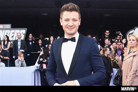 Revelan cómo fue el accidente de Jeremy Renner