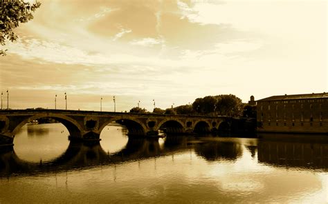 Download Man Made Pont Neuf Toulouse Hd Wallpaper