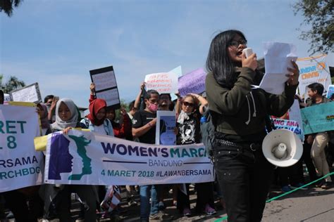 Melacak Jejak Feminisme Di Indonesia Melalui Aksi Womens March