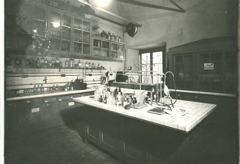 Laboratorio De Toxicología Y Química Legal 1947