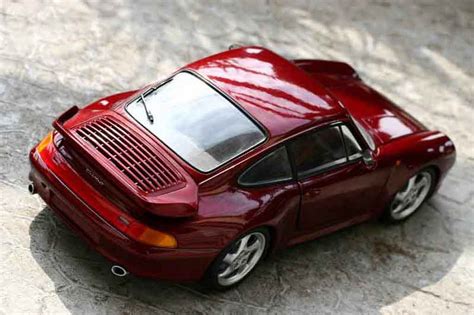 Modellino In Miniatura Porsche Turbo Ut Models Turbo Bordeau