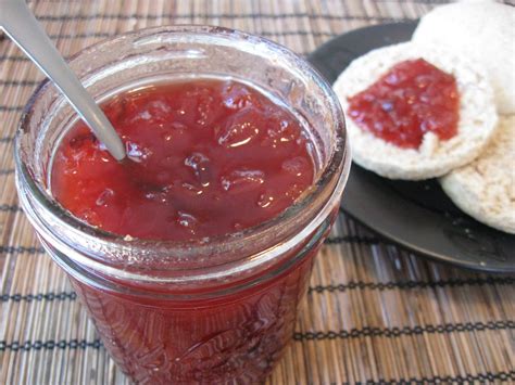 Carpe Cibus: Stone fruit jam with cardamom