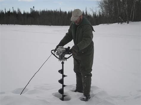 ice-fishing1 | Ontario Lodges