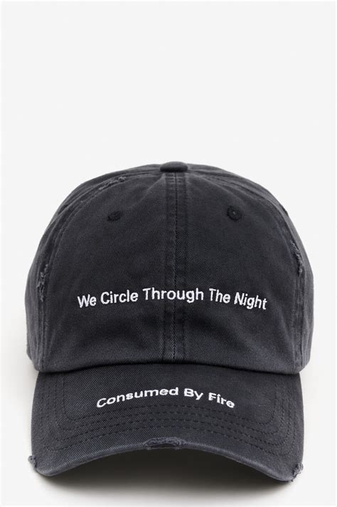 Брендові чоловічі речі, купити речі для чоловіків в Києві, Україні