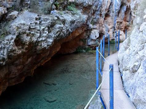 La Espectacular Ruta Por Un Desfiladero En Teruel Con Pasarelas