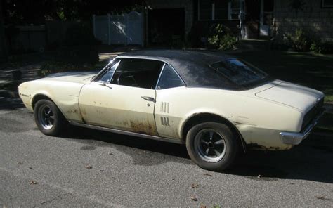 1967 Pontiac Firebird 2 Barn Finds