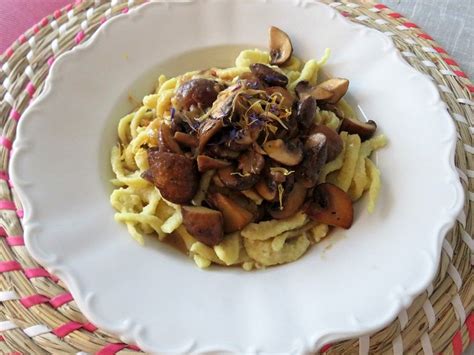 Sp Tzle Mit Champignons Von Lucy Chefkoch