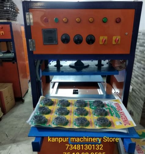 Single Phase Electric 220 V Scrubber Packing Machine Capacity 250