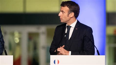 La Justicia Francesa Ordena Registrar La Sede Del Partido De Macron