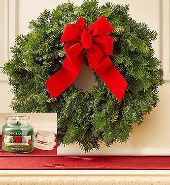 Send a traditional Christmas wreath with a free Christmas wreath scented Yankee Candle ...