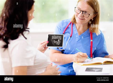 Prenatal Exam Hi Res Stock Photography And Images Alamy