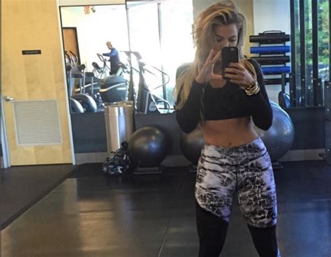 Rock Hard Abs From Khloe Kardashians Hottest Gym Pics E News