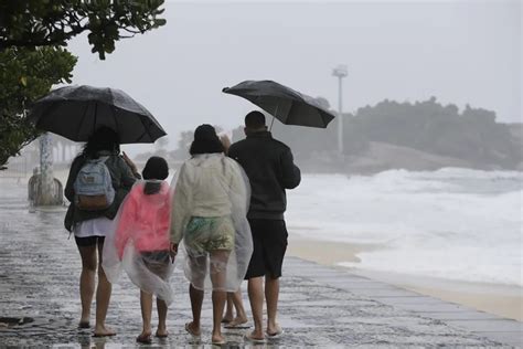 Ciclone Extratropical Frio Intenso Toma Conta Do Sul E Geada Atinge Rj