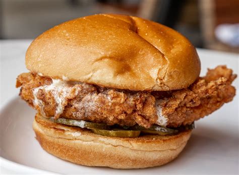 The Best Fried Chicken Sandwiches In Dallas In 2020 Dallas Observer