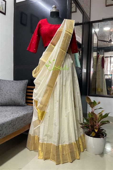 Traditional Kerala Kasavu Dhavani With Red Rawsilk Blouse Kerala