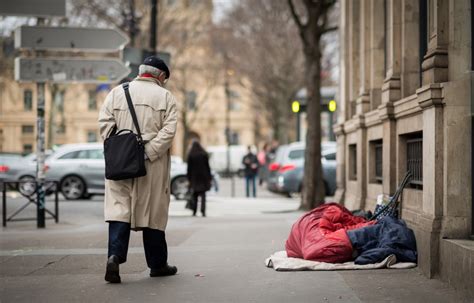 SDF En 2018 566 Personnes Sont Mortes Dans La Rue En France