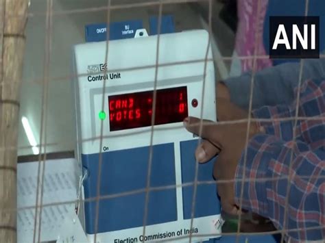 Chhattisgarh Assembly Polls Congress Leading On Six Seats Bjp On Five