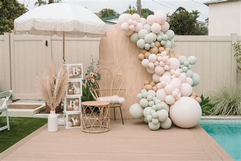 7 Swoon-Worthy Gender Neutral Baby Shower Themes