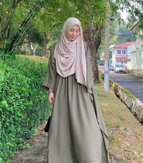 10 Ide Padu Padan Outfit Hijab Menggunakan Abaya Agar Tampil Elegan