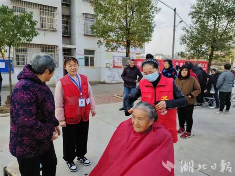 嘉鱼县各社区积极组织开展新时代文明实践志愿服务集市系列活动 湖北文明网