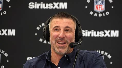 Patriots coach Mike Vrabel breaks silence on Stefon Diggs signing