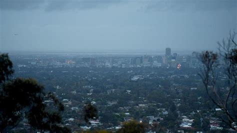 Thousands Of Australians Without Power Due To Storm Prensa Latina