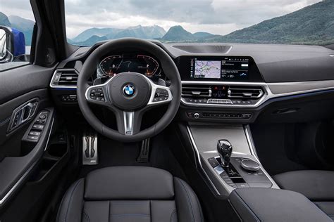 Foto BMW 3er Limousine Modell M Sport Interieur vergrößert