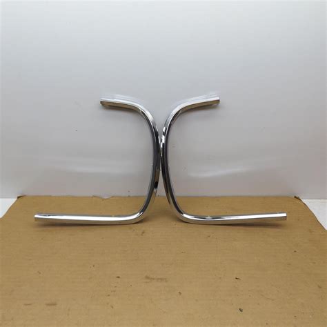 Front Fender Moulding Pkg Pair B Body