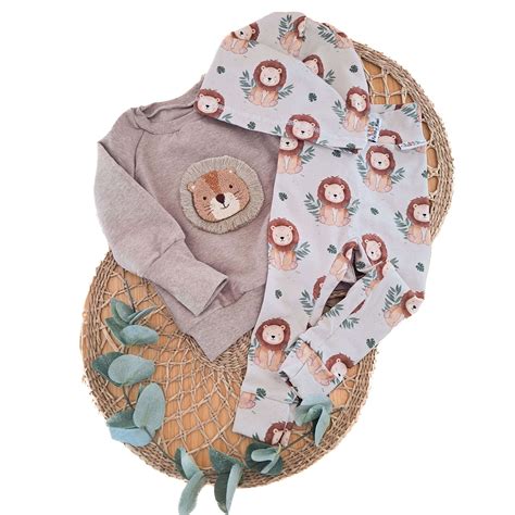 lion outfit for adults 5