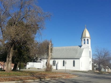 gold domed church  edgerton