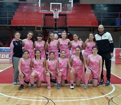 TIO PUJIO EL EQUIPO FEMENINO DE BÁSQUET LAS PANTERAS SE ENCUENTRA