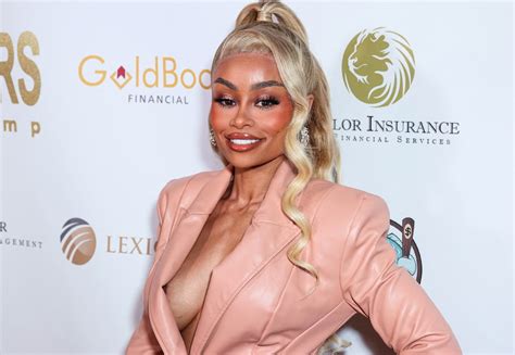 Blac Chyna i problemy po usunięciu implantów Moje piersi zamieniły