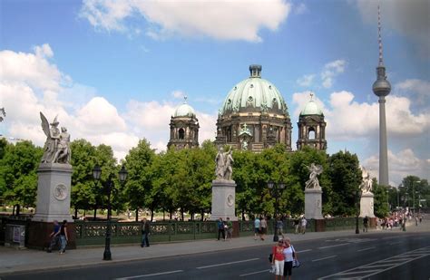 Schlossbr Cke Y Berliner Dom Santiago Abella Flickr