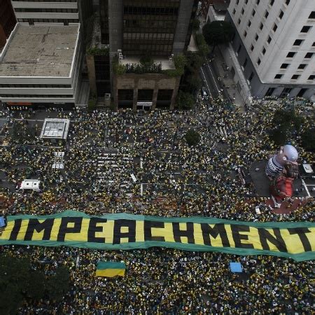 Impeachment o que é quando ocorre quem pode pedir e o que acontece