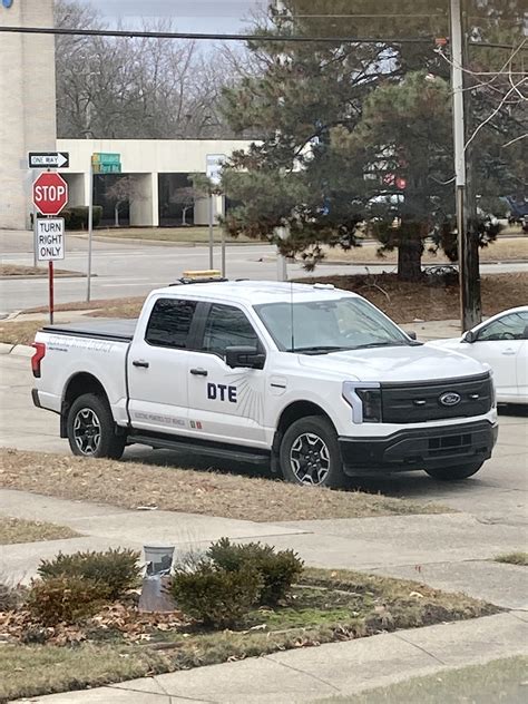 Spotted a DTE Fleet : r/F150Lightning