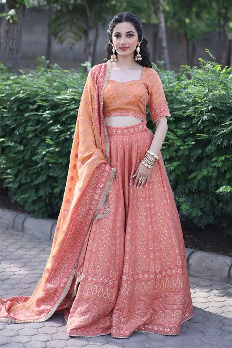 Buy Coral Vegan Silk Embroidery Thread Azmat Chikankari Bridal Lehenga