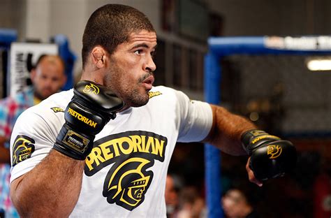 Rousimar Palhares - Using Past Weakness to Gain Future Strength | UFC ...