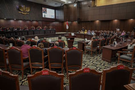 Foto Mk Hapus Persyaratan Ambang Batas Pencalonan Presiden