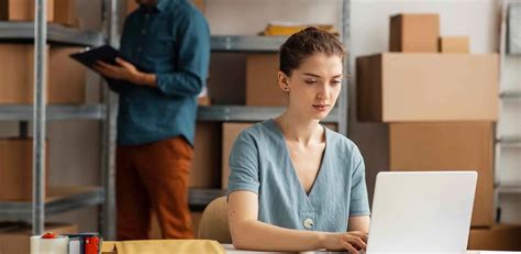 storage services  abu dhabi  guide  uae residents