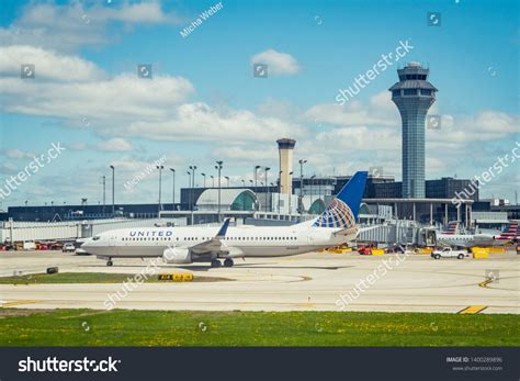 1,166 Airport Terminal Planes Us Images, Stock Photos & Vectors ...