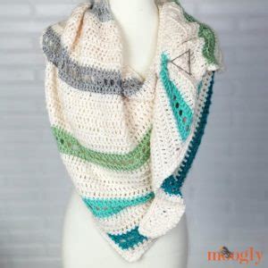 Tradewinds Shawl Free Crochet Pattern On Moogly