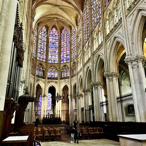 Amazing Historic Cathedrals In France