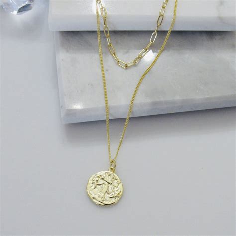 Medallion Gold Layered Necklace Set – Kreative Kreations