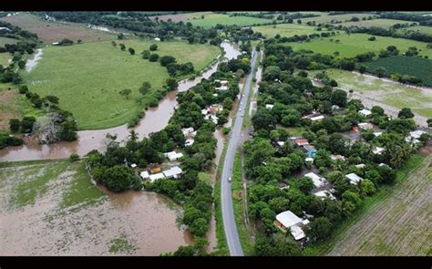 Lluvias Dejan Afectaciones En 11 Municipios De Veracruz José Cárdenas