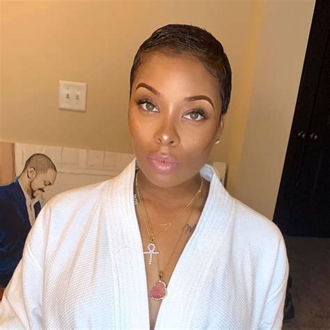 Eva Marcille On Instagram “head On🌻 Dusted By Iambarbielee 30minbeat