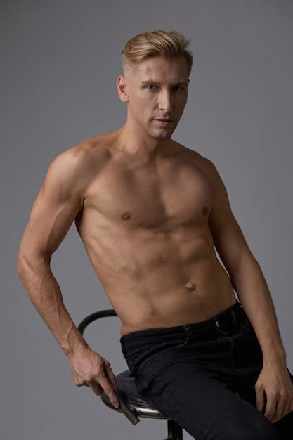 Imágenes de Nude Man Descarga gratuita en Freepik