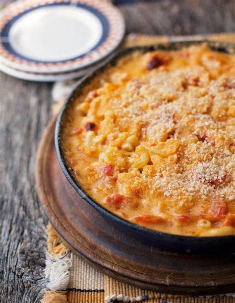 Baked mac and cheese with tomatoes - Feast and Farm