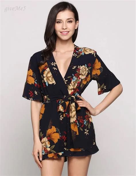 V Neck Sexy Romper Women Jumpsuit 2017 Summer Beach Bodysuit Flora Print Playsuit Half Sleeves