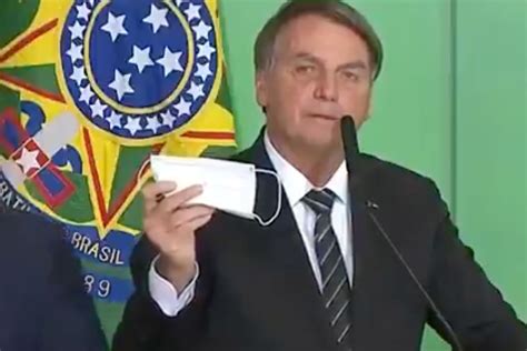 Justiça Bloqueia R 87 Mil Em Contas De Bolsonaro Para Pagar Multas Em