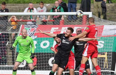 2023-09-02 - Glentoran v Cliftonville | NI Football ...